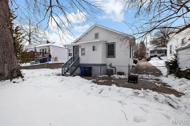 $225,000 | 7615 Folk Avenue, St. Louis, MO 63143