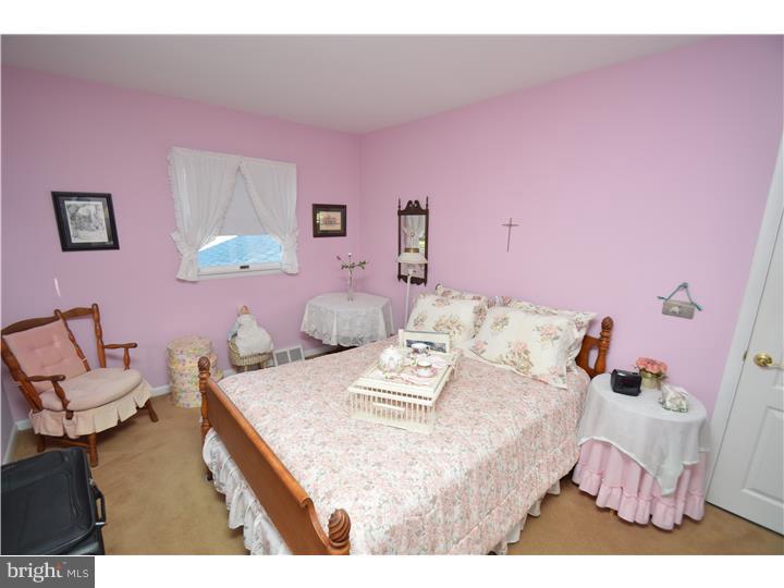 412 Beaver Road Southampton, PA 18966 - Photo 12 of 19 Gallery Image 12