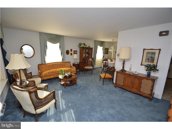 412 Beaver Road Southampton, PA 18966 - Photo 3 of 19 Gallery Image 3