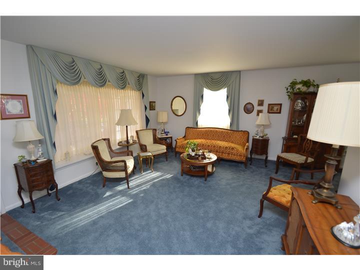 412 Beaver Road Southampton, PA 18966 - Photo 4 of 19 Gallery Image 4