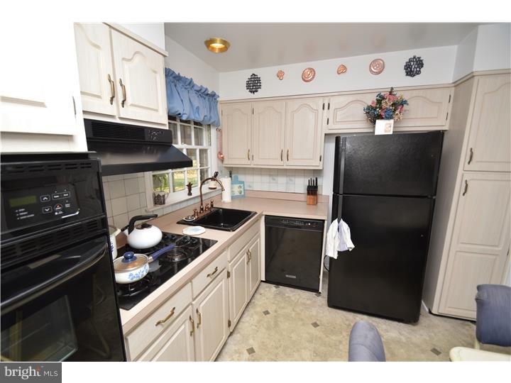 412 Beaver Road Southampton, PA 18966 - Photo 7 of 19 Gallery Image 7