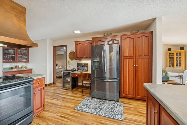 $564,900 | 15135 38th Avenue North, Plymouth, MN 55446