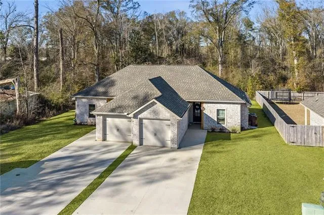 $1,900 | 12455 Morgan Creek Lane, Unit B, Hammond, LA 70403