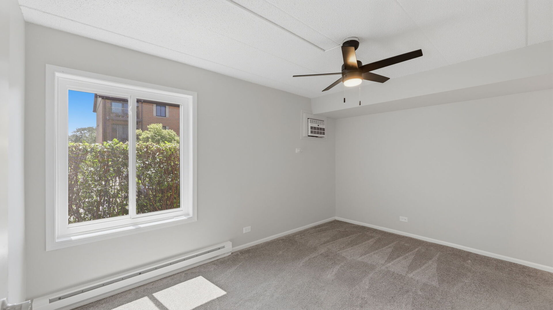 645 Briar Hill Lane, Unit 2 Addison, IL 60101 - Photo 9 of 20