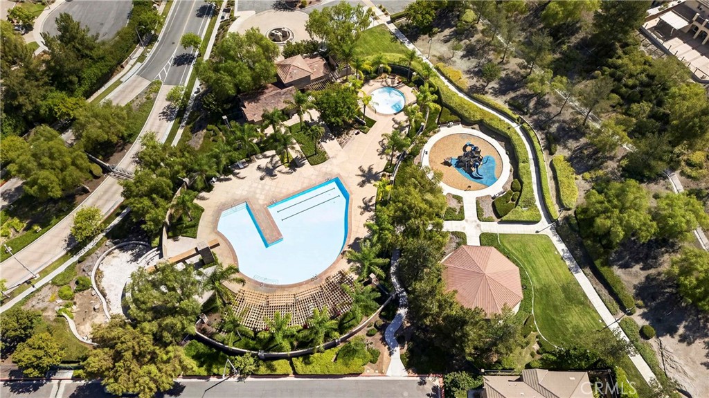 10947 Periwinkle Way Riverside, CA 92503 - Photo 8 of 53 Gallery Image 8