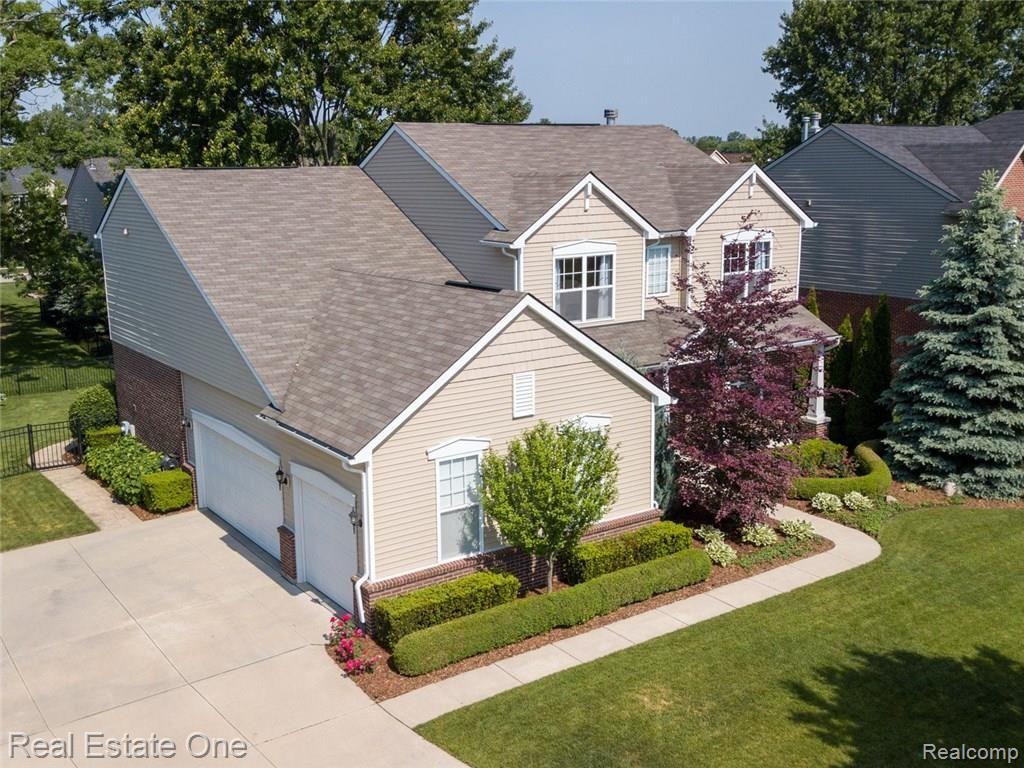 3428 Talbert Circle Rochester Hills, MI 48307 - Photo 2 of 47