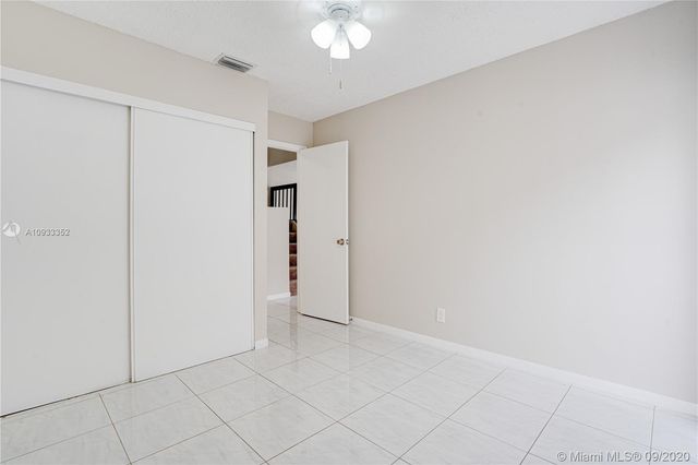 $325,000 | 21204 Harbor Way, Unit 12512, Aventura, FL 33180
