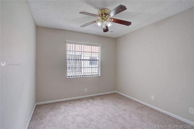 $325,000 | 21204 Harbor Way, Unit 12512, Aventura, FL 33180