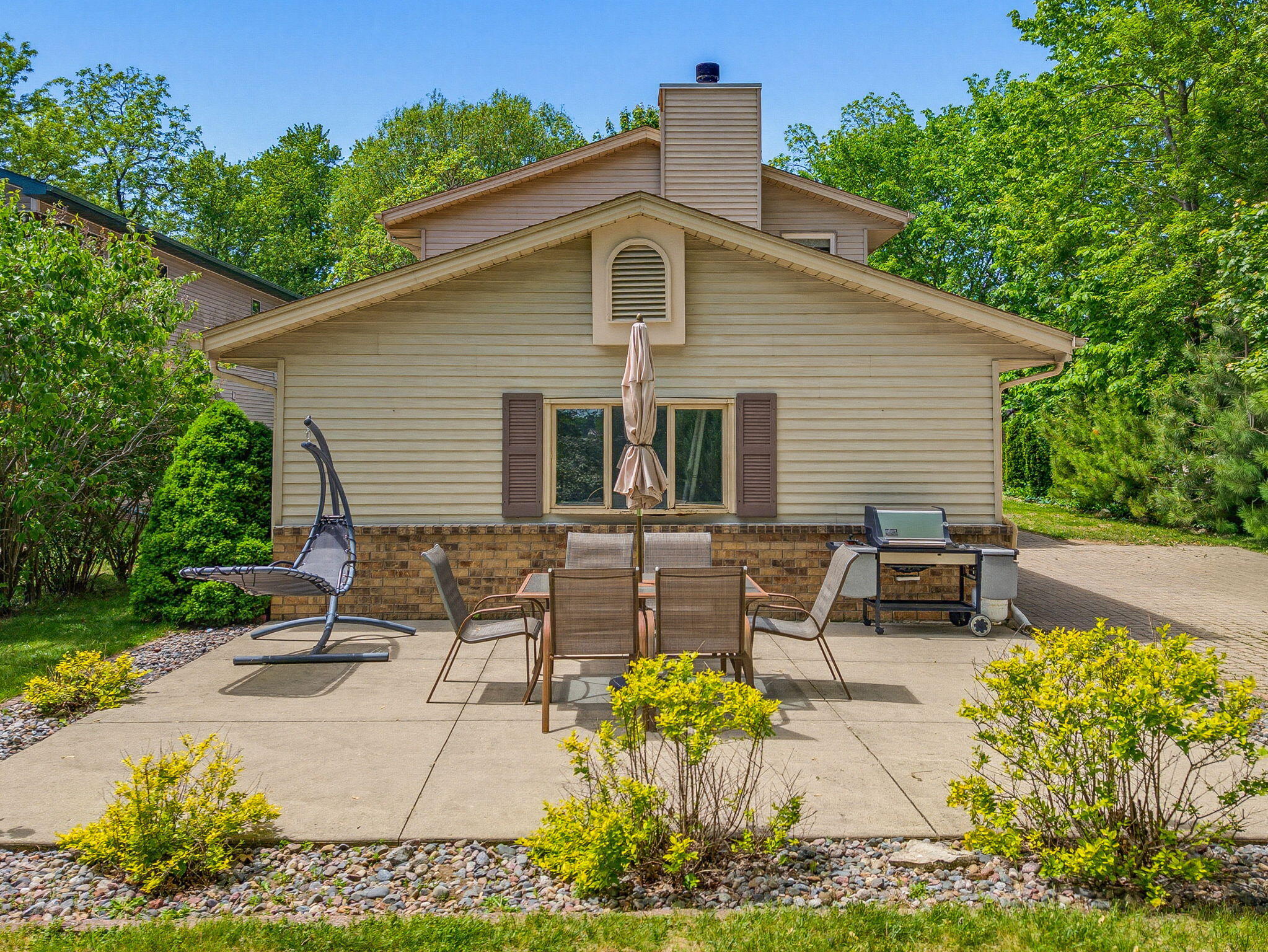 6912 North Tichigan Road Waterford, WI 53185 - Photo 41 of 52 Patio
