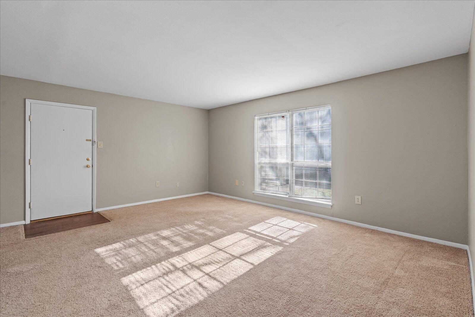 900 Mountain Creek Road, Unit 376 Chattanooga, TN 37405 - Photo 3 of 24 01-900 Mountain Creek Rd-1
