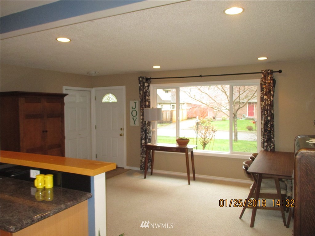14211 147th Place Southeast Renton, WA 98059 - Photo 3 of 20
