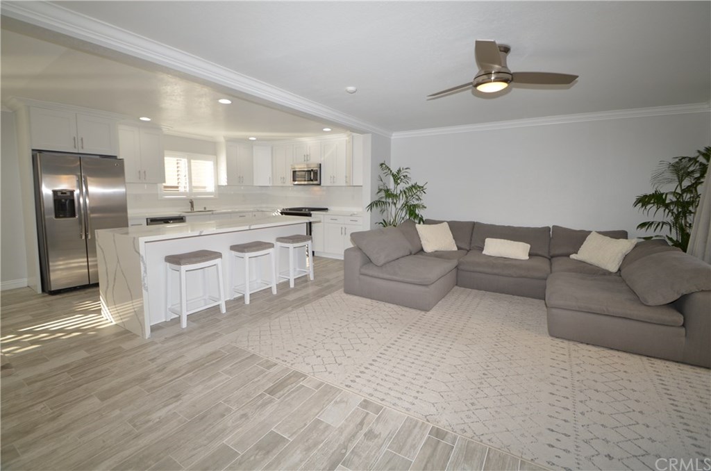 2105 Rockefeller Lane, Unit 5 Redondo Beach, CA 90278 - Photo 1 of 1 Gallery Image 1