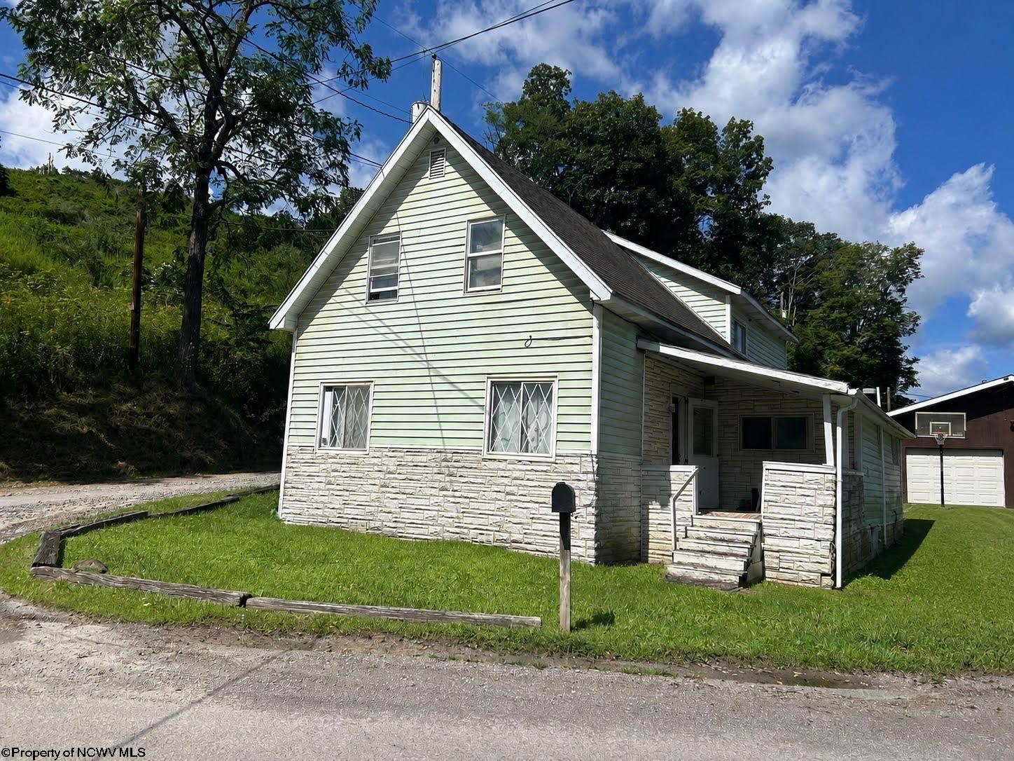 1213 Plum Run Road Mannington, WV 26582 - Photo 1 of 15 Gallery Image 1