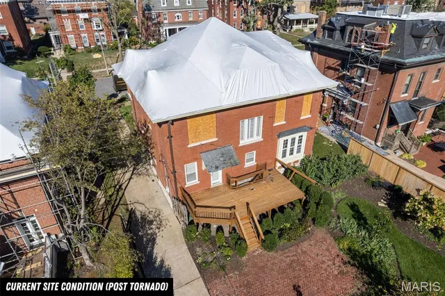 $699,900 | 88 Waterman Place, St. Louis, MO 63112