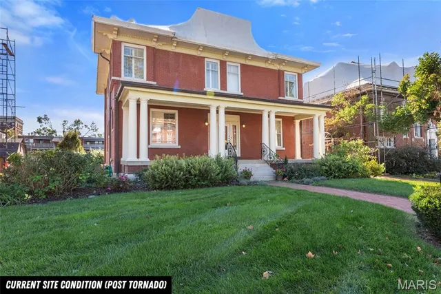 $699,900 | 88 Waterman Place, St. Louis, MO 63112