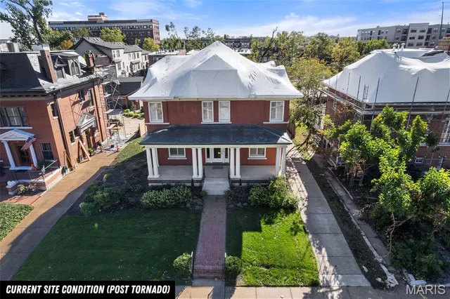 $699,900 | 88 Waterman Place, St. Louis, MO 63112