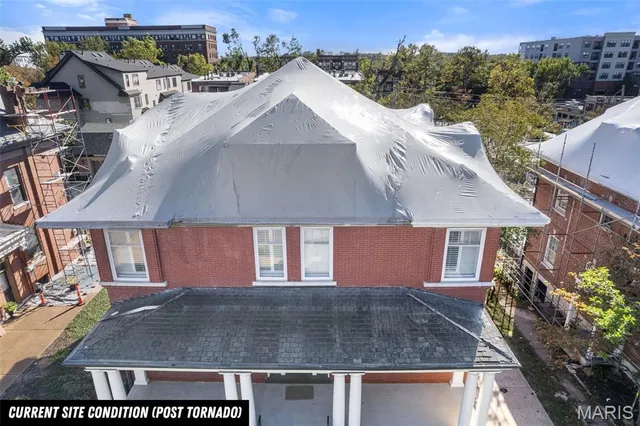 $699,900 | 88 Waterman Place, St. Louis, MO 63112