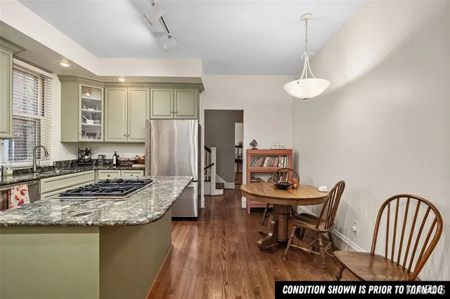 $699,900 | 88 Waterman Place, St. Louis, MO 63112