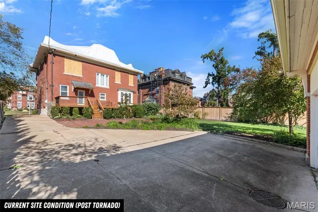 $699,900 | 88 Waterman Place, St. Louis, MO 63112