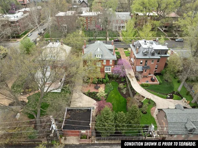 $699,900 | 88 Waterman Place, St. Louis, MO 63112