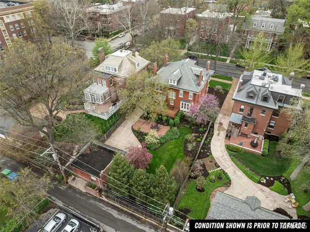 $699,900 | 88 Waterman Place, St. Louis, MO 63112