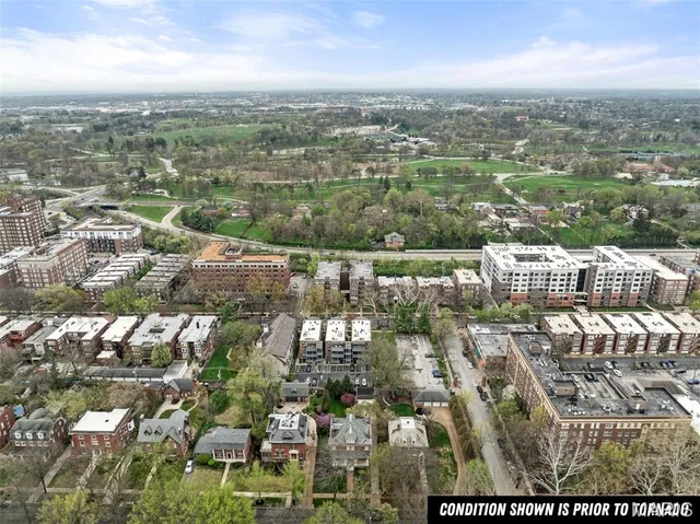 $699,900 | 88 Waterman Place, St. Louis, MO 63112