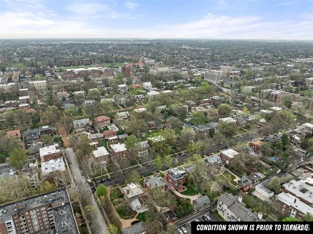 $699,900 | 88 Waterman Place, St. Louis, MO 63112