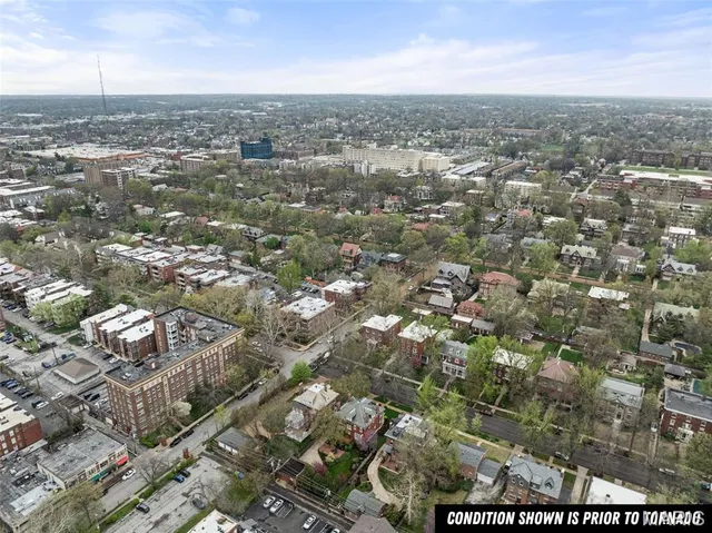 $699,900 | 88 Waterman Place, St. Louis, MO 63112