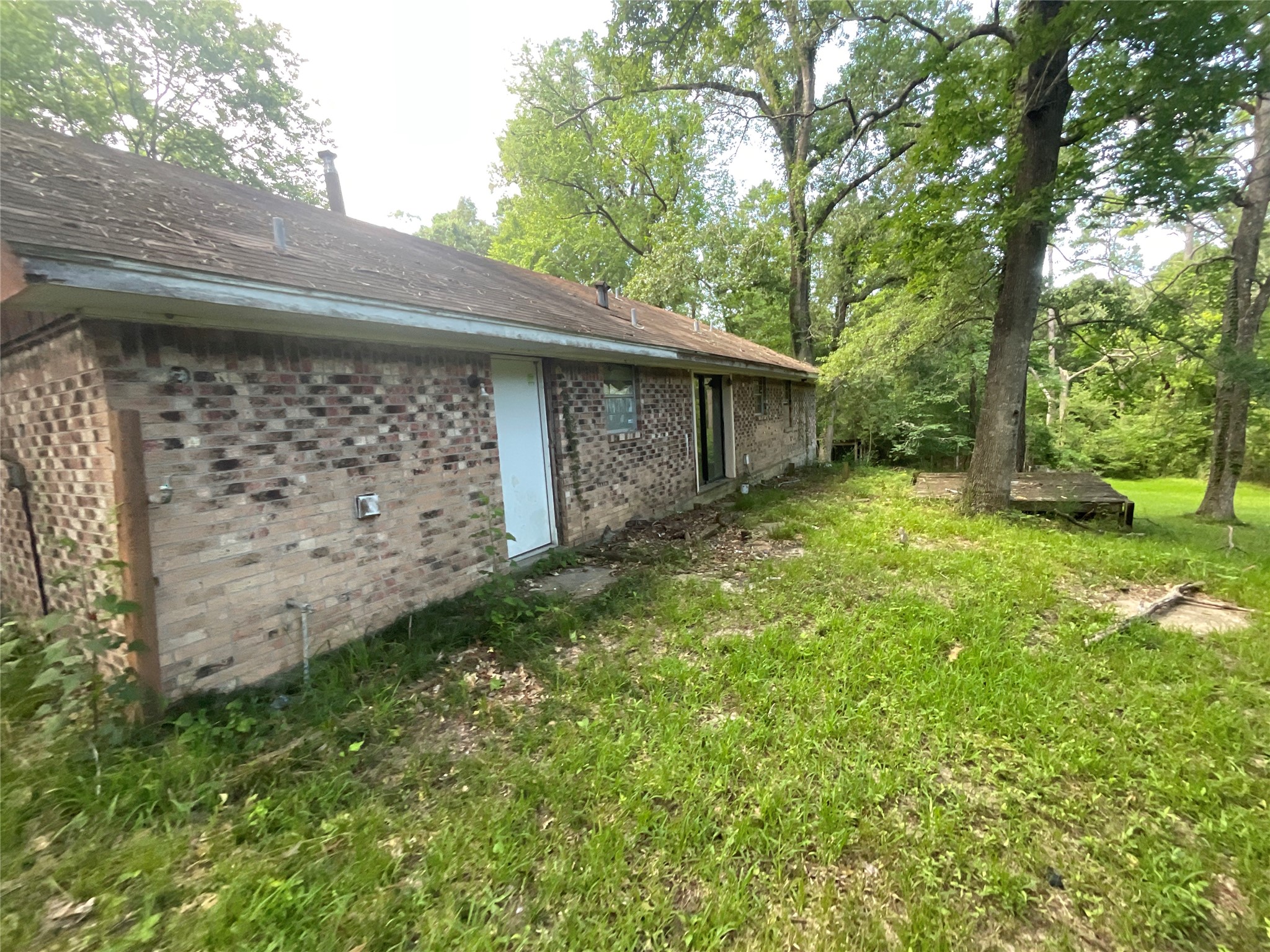 310 Howard Point Coldspring, TX 77331 - Photo 2 of 8 Gallery Image 2