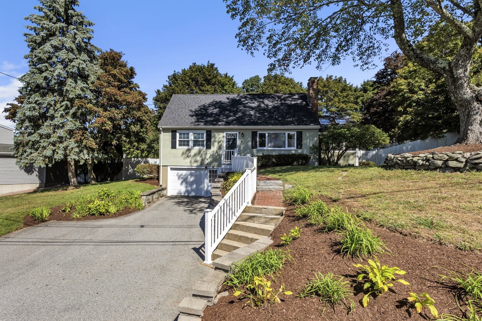 4 Stratton Road Hudson, MA 01749 - Photo 1 of 41 Gallery Image 1