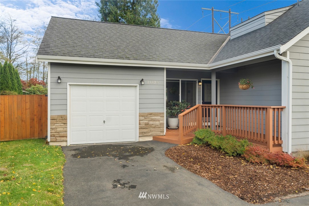 21125 4th Avenue West Bothell, WA 98021 - Photo 3 of 27