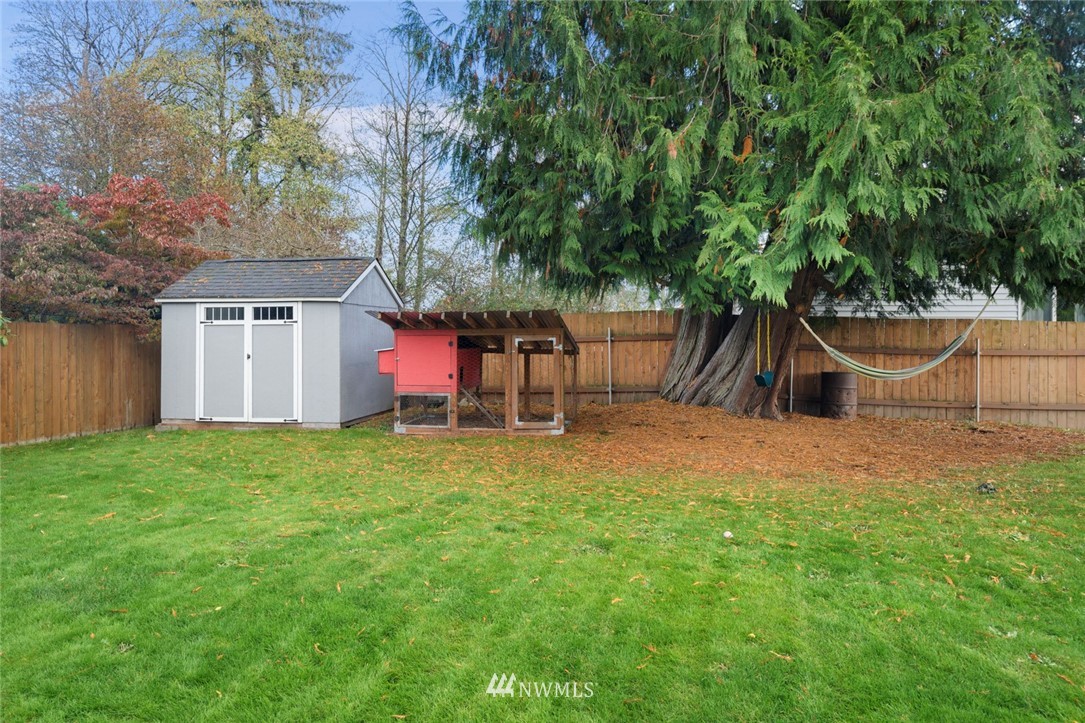 21125 4th Avenue West Bothell, WA 98021 - Photo 21 of 27