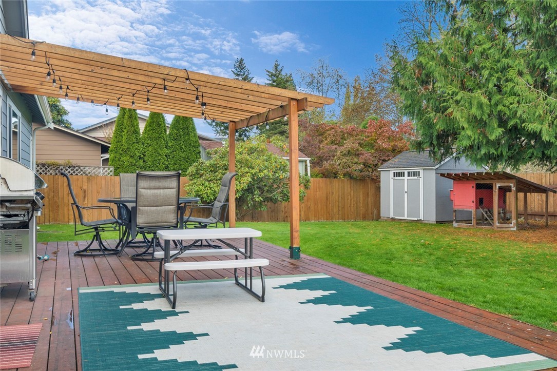 21125 4th Avenue West Bothell, WA 98021 - Photo 22 of 27