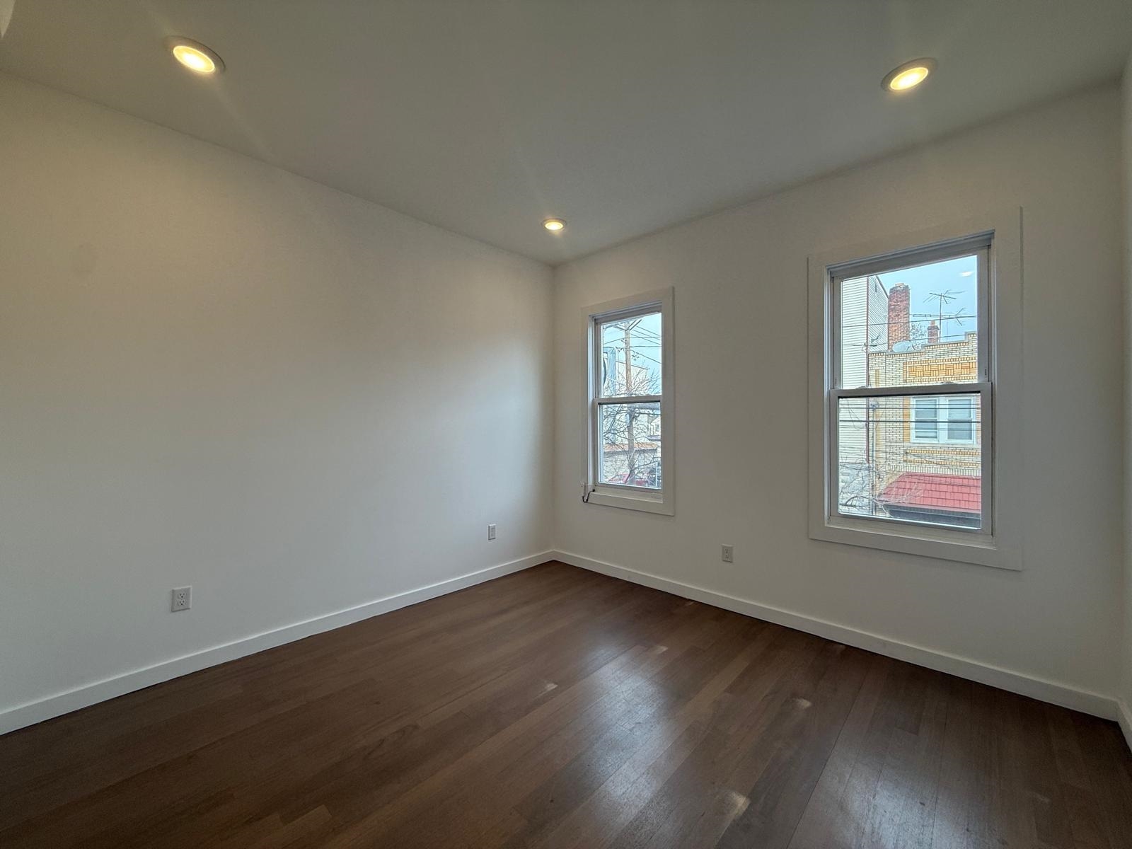 107 Magazine Street, Unit 2R Newark, NJ 07105 - Photo 5 of 8