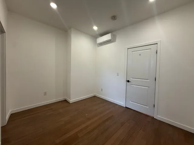 $2,249 | 107 Magazine Street, Unit 2R, Newark, NJ 07105