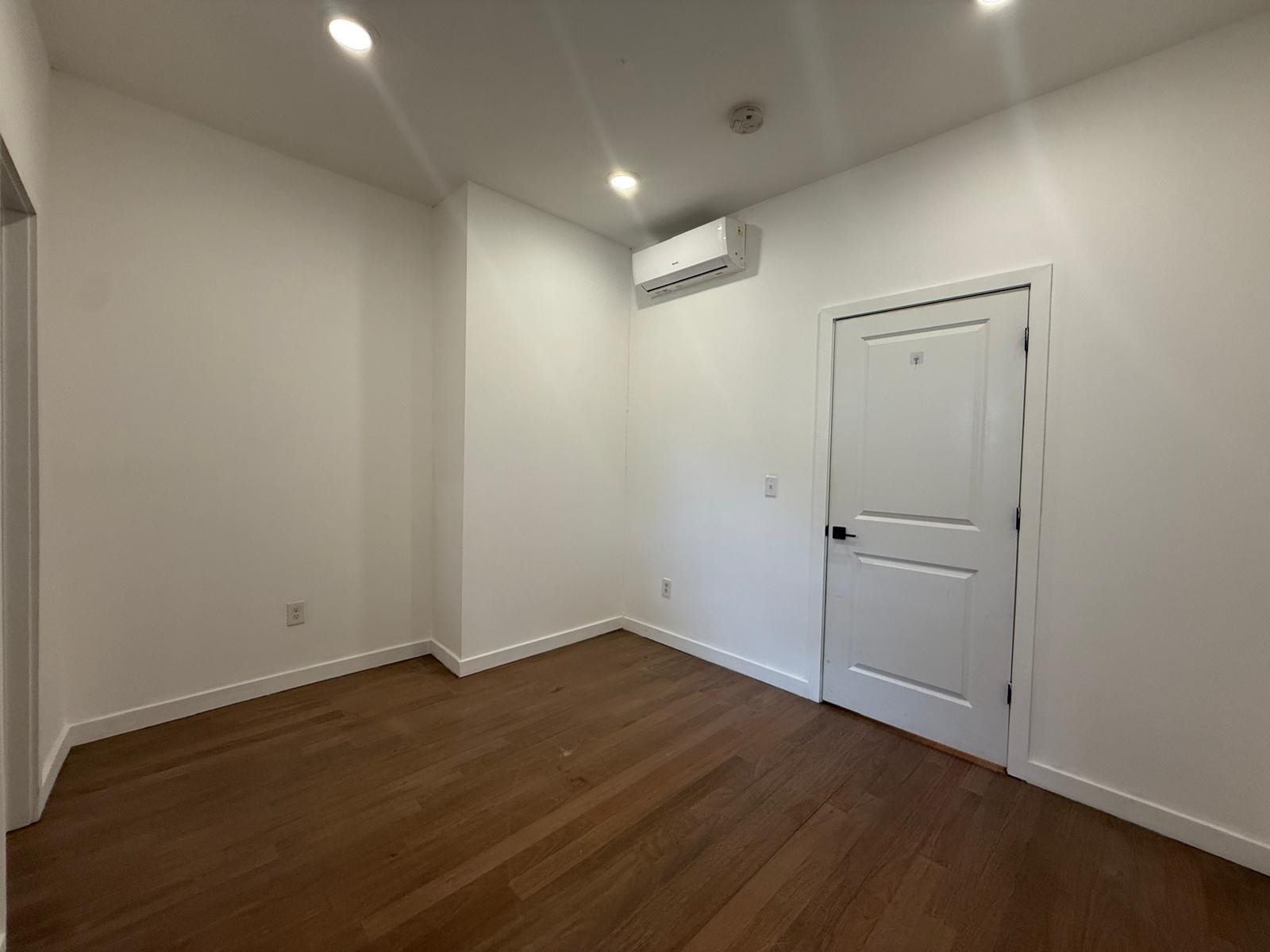 107 Magazine Street, Unit 2R Newark, NJ 07105 - Photo 8 of 8