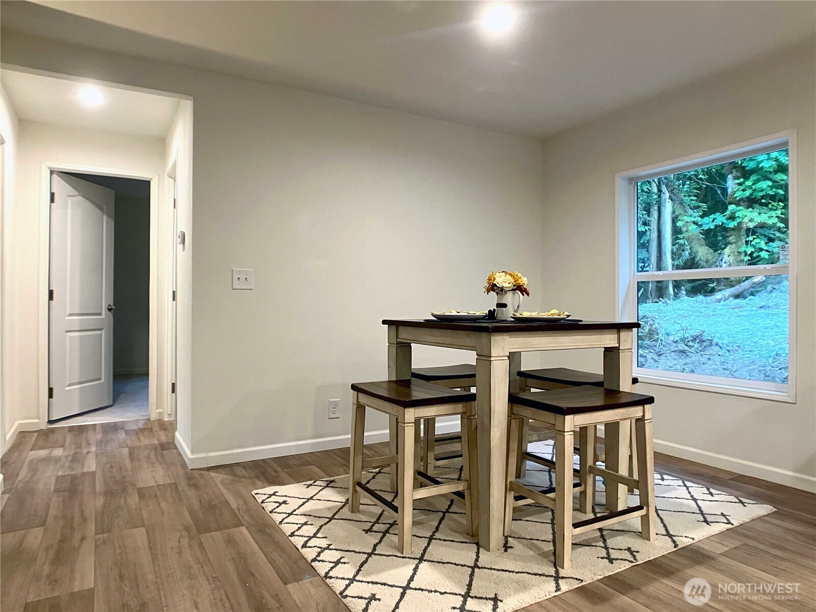 41 Southeast Squirrel Ridge Road Shelton, WA 98584 - Photo 8 of 15 Gallery Image 8