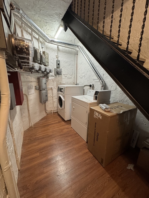 58 Prince Street, Unit 6 Boston, MA 02113 - Photo 2 of 9