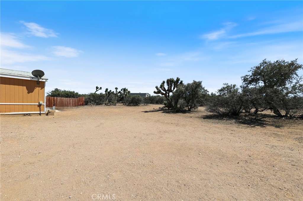 8195 Alta Mesa Road Oak Hills, CA 92344 - Photo 21 of 33 a view of a lake