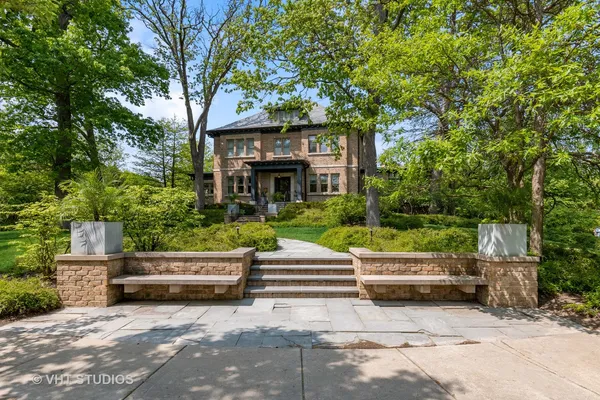 $5,900,000 | 395 Greenleaf Avenue, Glencoe, IL 60022
