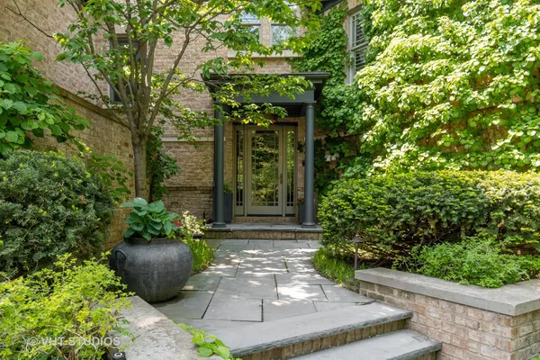 $5,900,000 | 395 Greenleaf Avenue, Glencoe, IL 60022