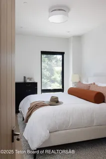 $5,950,000 | 185 Glenwood Street, Unit 9, Jackson, WY 83001