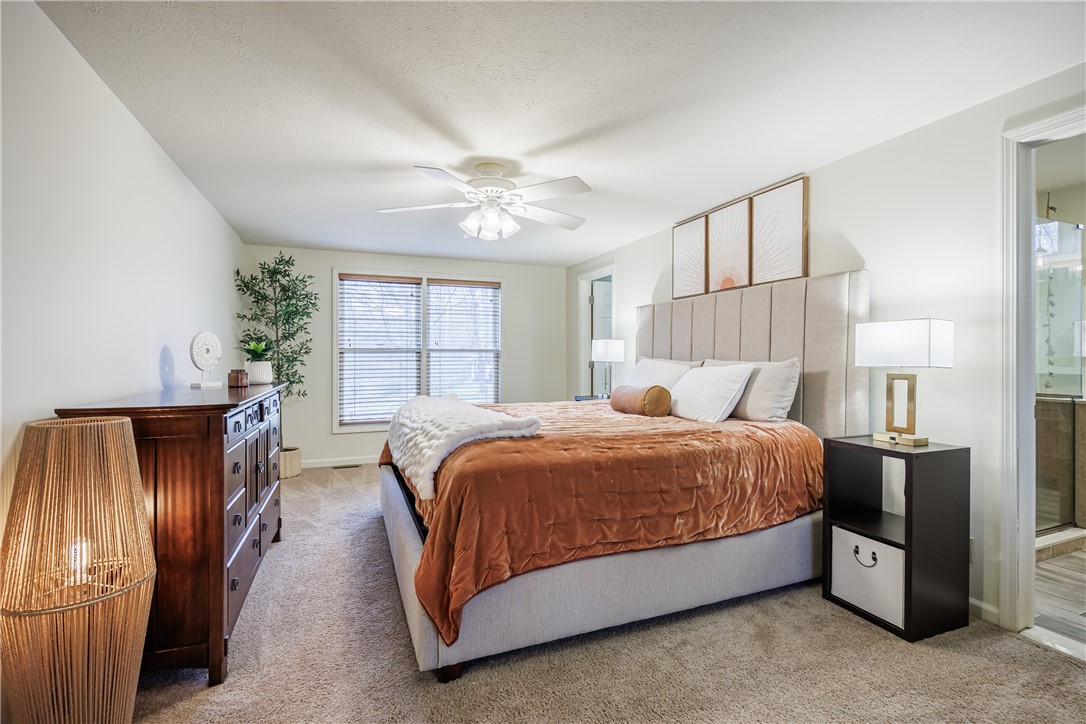 1082 Everwild View Webster, NY 14580 - Photo 34 of 48