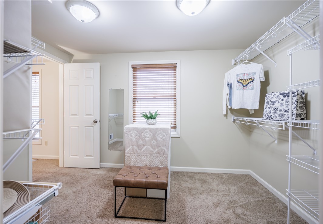 1082 Everwild View Webster, NY 14580 - Photo 40 of 48