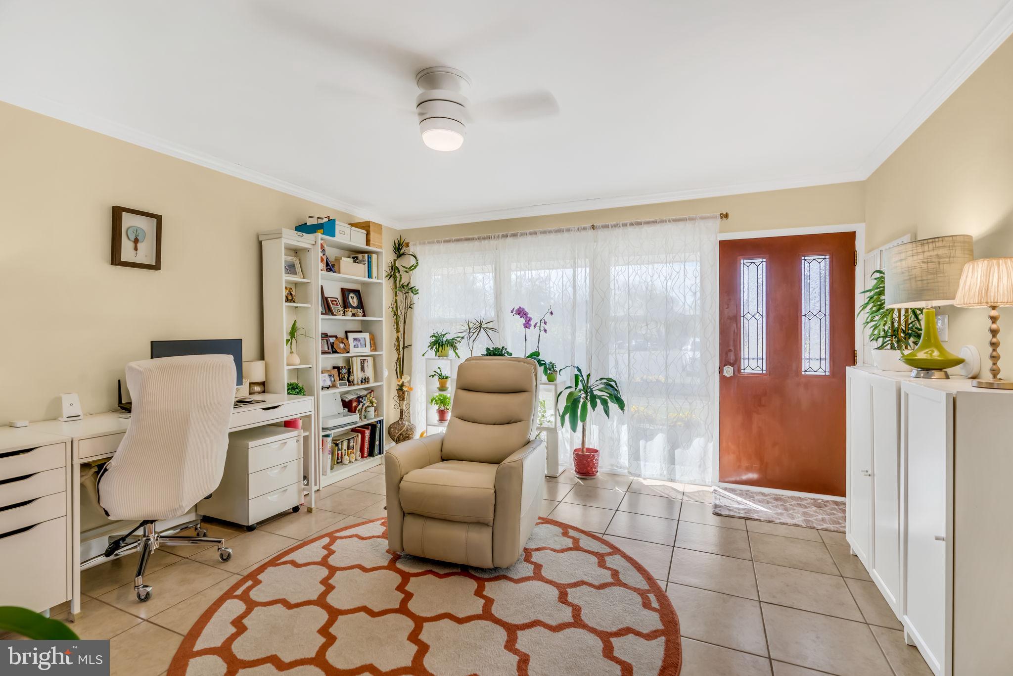 5530 Belfast Place Springfield, VA 22151 - Photo 5 of 57