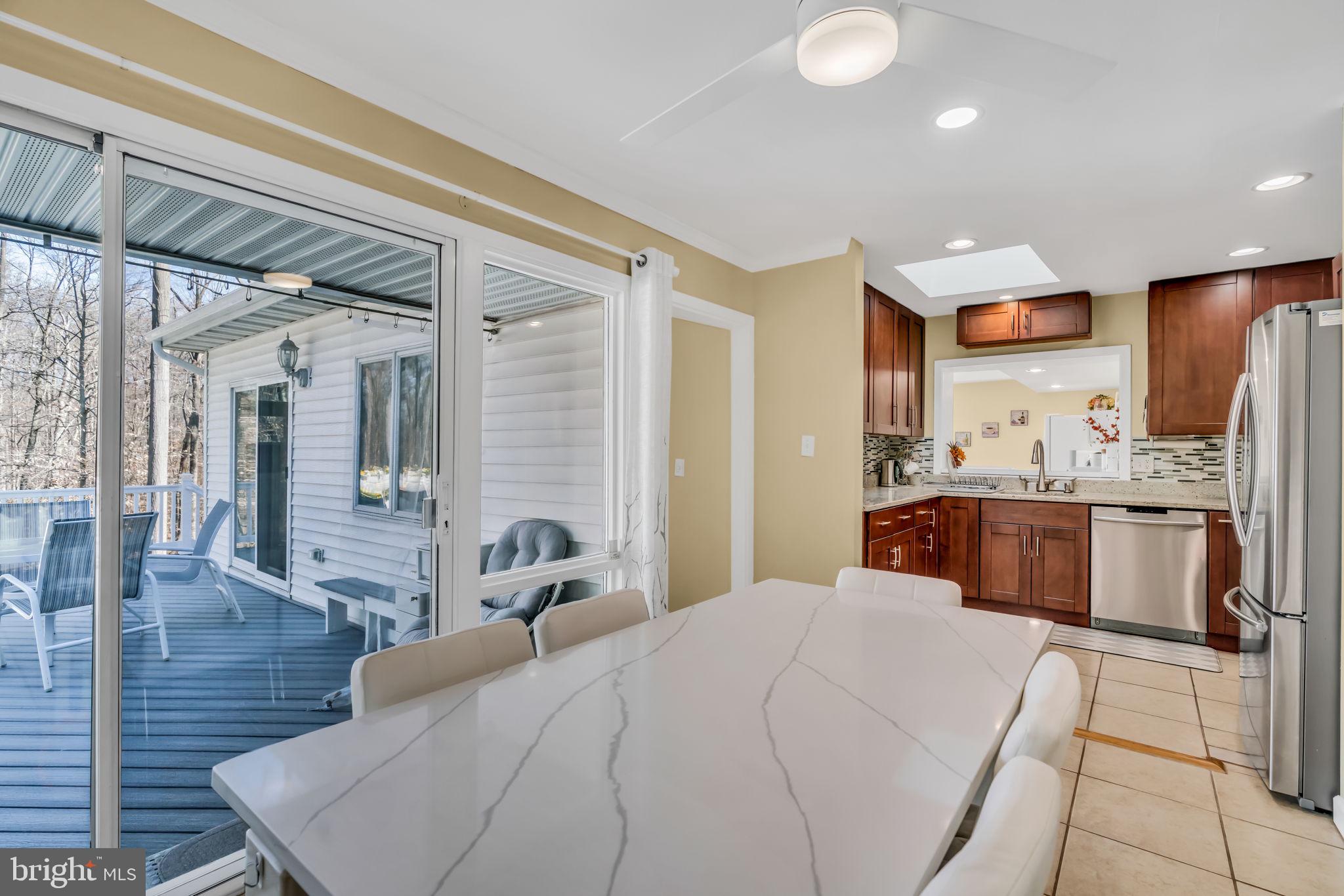 5530 Belfast Place Springfield, VA 22151 - Photo 6 of 57