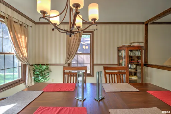 $339,000 | 10611 North Sleepy Hollow Road, Peoria, IL 61615