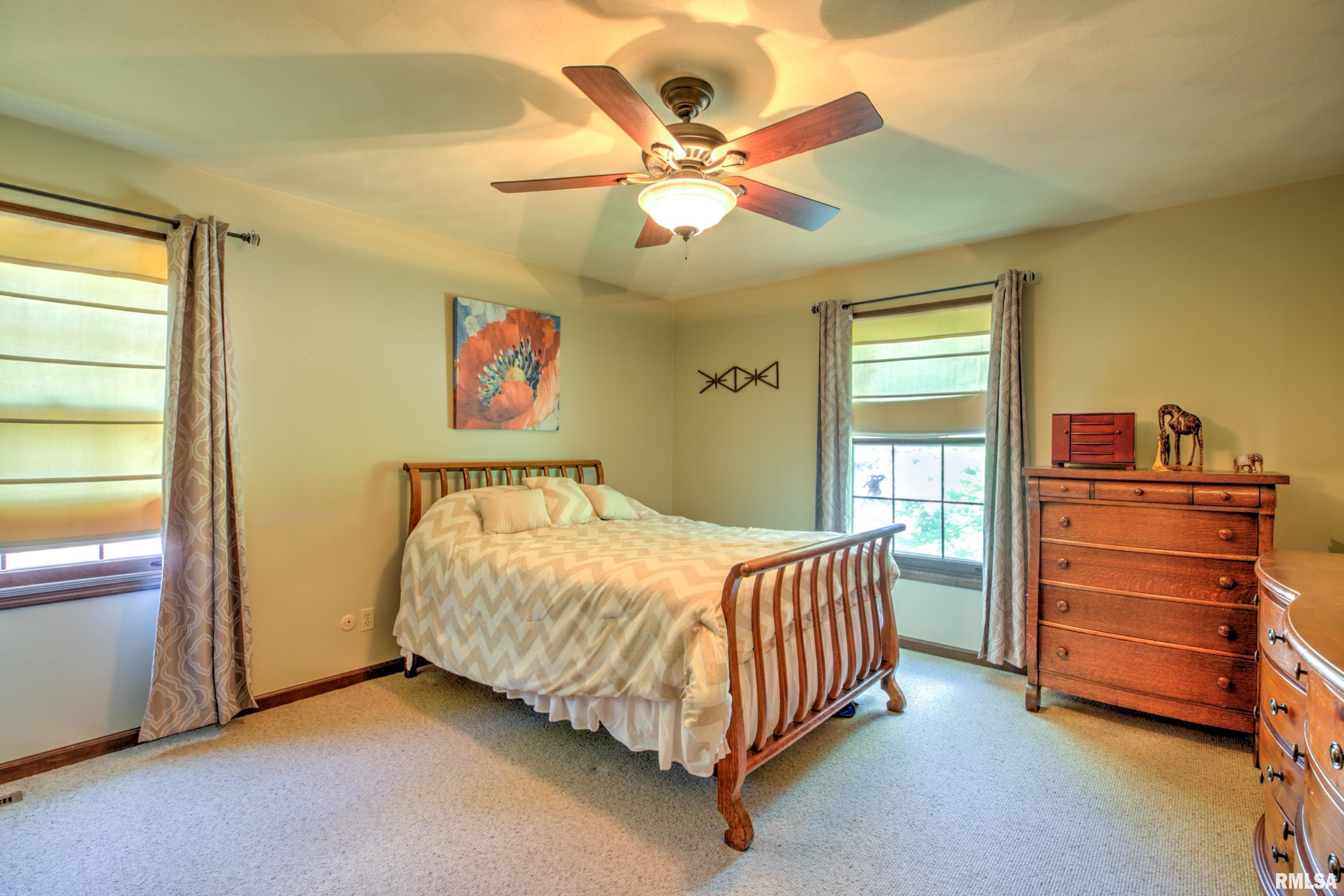 10611 North Sleepy Hollow Road Peoria, IL 61615 - Photo 30 of 63