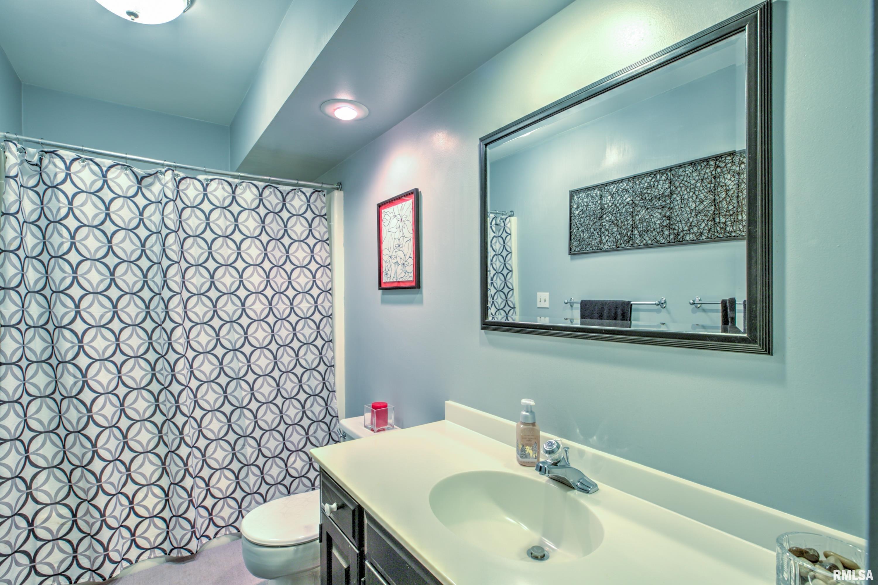 10611 North Sleepy Hollow Road Peoria, IL 61615 - Photo 35 of 63
