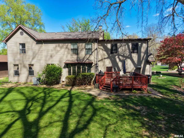$339,000 | 10611 North Sleepy Hollow Road, Peoria, IL 61615